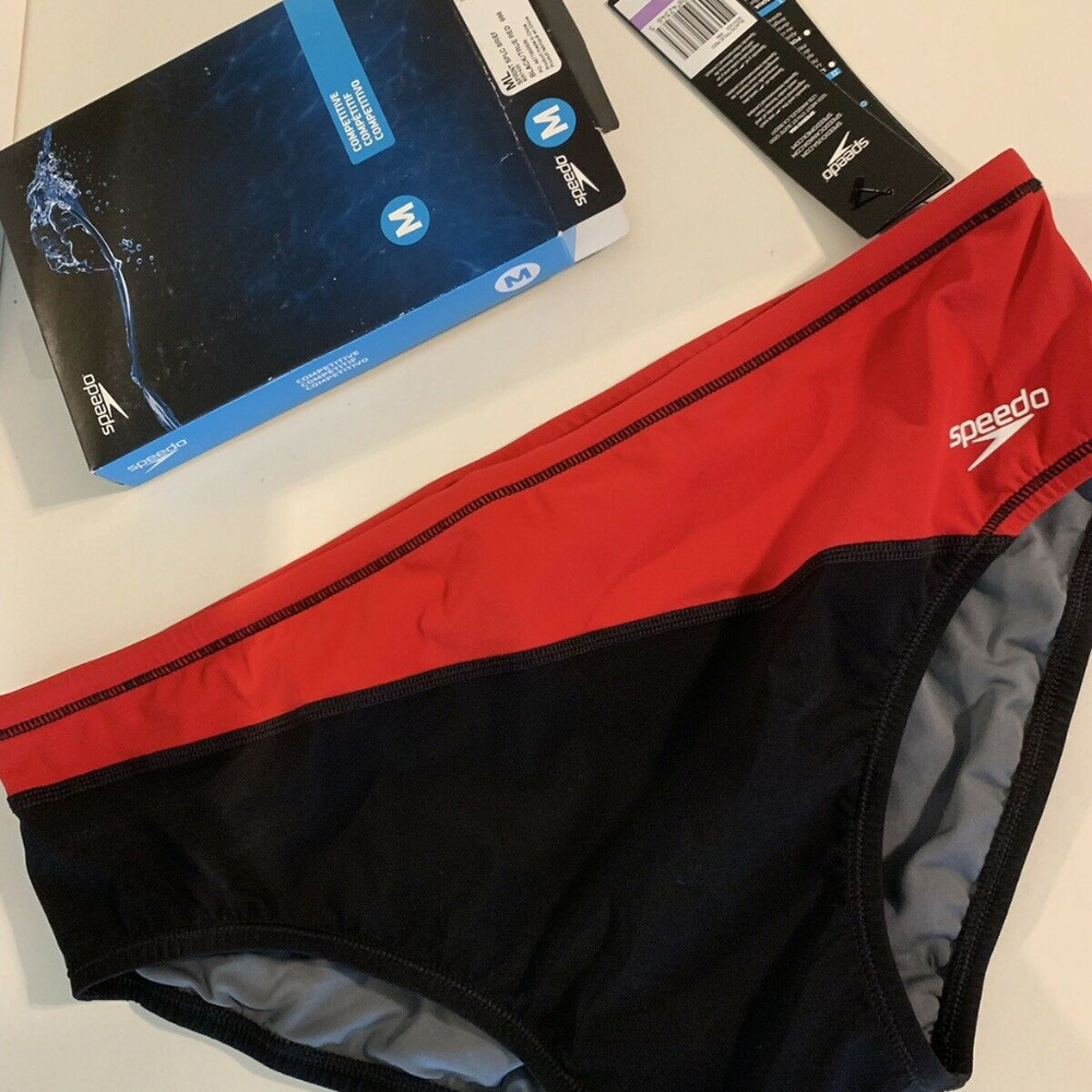 Speedo Men's Red/Black Sprint Splice Swimsuit NEW